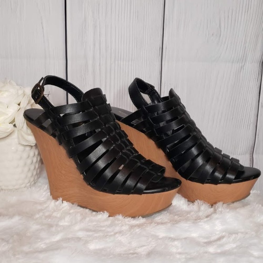 🖤Mossimo🖤 Wedge Sandals